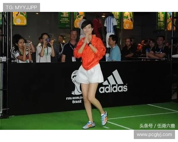 足球明星婷婷的真实身份揭秘及其在足球界的影响力分析 足球明星婷婷的真实身份揭秘及其在足球界的影响力分析