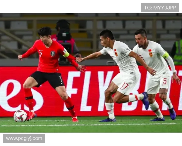 16号大牌足球明星的传奇之路与荣耀时刻全解析 16号大牌足球明星的传奇之路与荣耀时刻全解析