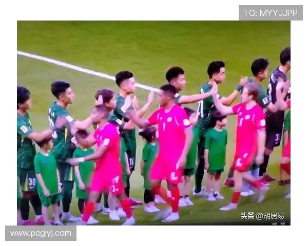 国内足球明星在国外的成长与挑战:他们如何在国际舞台上展现自我 国内足球明星在国外的成长与挑战:他们如何在国际舞台上展现自我