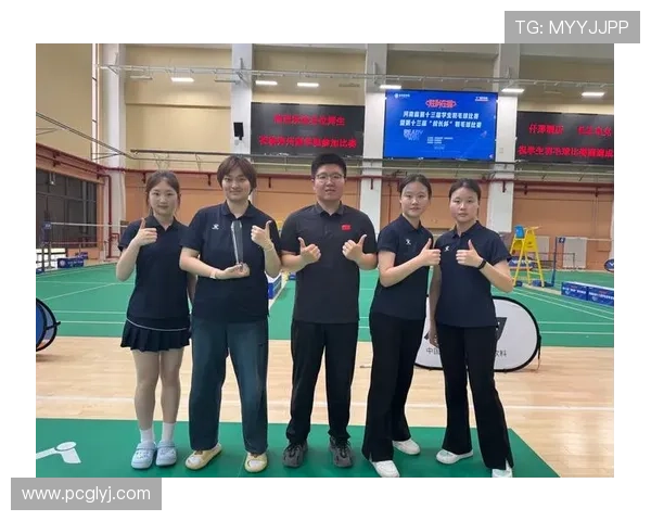 重庆羽毛球队在世界锦标赛上的拼搏历程与荣耀时刻回顾